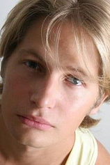 picture of actor Henrik Linnros