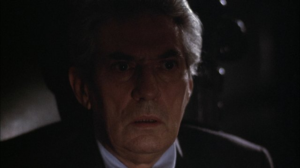 Peter Finch en Network, un Mundo Implacable