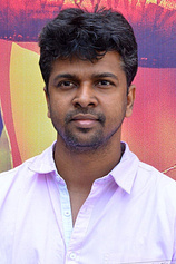 photo of person Madhan Karky