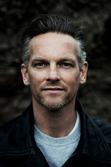 picture of actor Barry Atsma