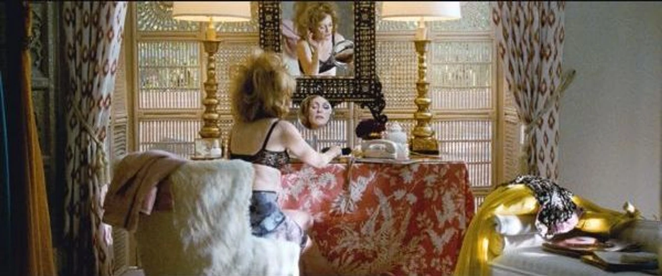 Julianne Moore en un-hombre-soltero
