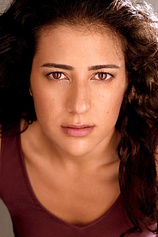 picture of actor Nadine Malouf