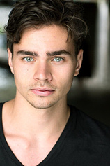 picture of actor Tom York