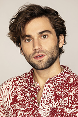 picture of actor Jake Borelli