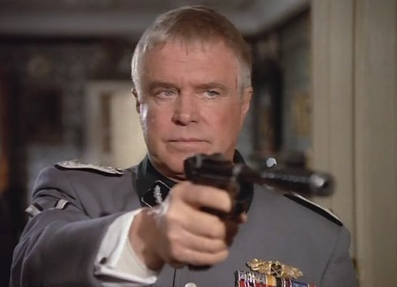 George Peppard en La Noche del Zorro
