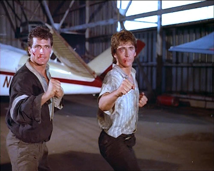 Loren Avedon y Keith Vitali en Retroceder Nunca, Rendirse Jamás 3