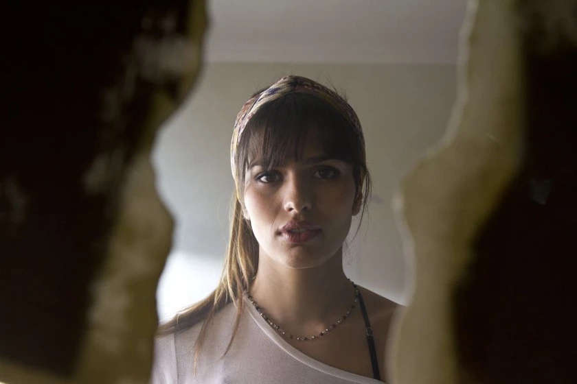 Sara Sálamo en las-grietas-de-jara