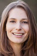photo of person Geneva Robertson-Dworet