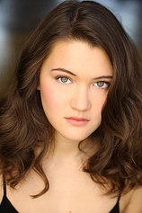 picture of actor Isa Briones