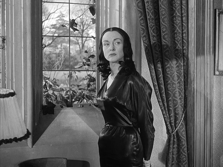 Betty Ann Davies en the-belles-of-st-trinian-s