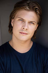 picture of actor Sam Rechner