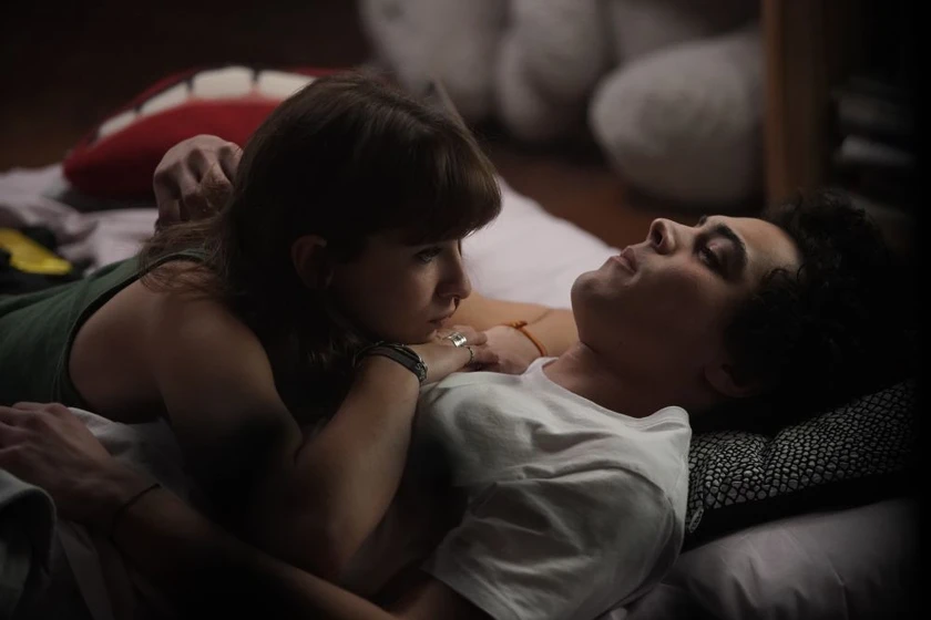 Thaïs Alessandrin y Mickaël Lumière en mi-nina