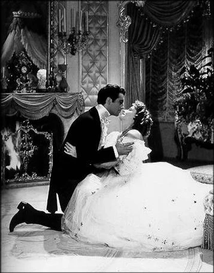 Robert Taylor [I] y Greta Garbo en margarita-gautier