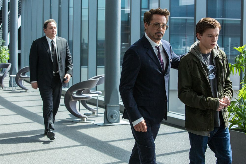 Jon Favreau, Robert Downey Jr. y Tom Holland [X] en Spider-Man: Homecoming