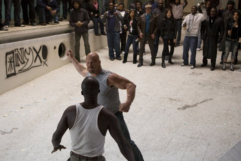 Steve Austin en Damage