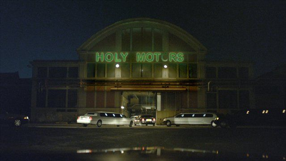 still of movie Holy Motors
