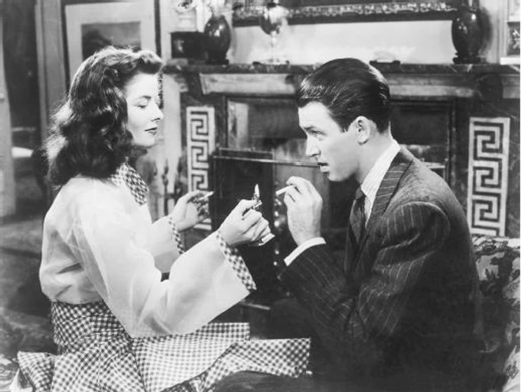 James Stewart y Katharine Hepburn en historias-de-filadelfia