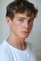 picture of actor Joshuah Melnick