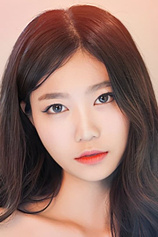 picture of actor Yoon Yool