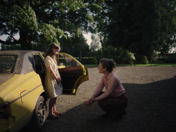 Carrie Crowley y Catherine Clinch en the-quiet-girl