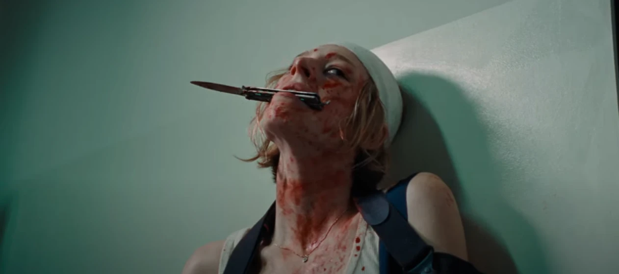 Hunter Schafer en cuckoo-9739bca4-5c0f-4f30-8d02-aee5d869b565