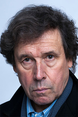 photo of person Stephen Rea