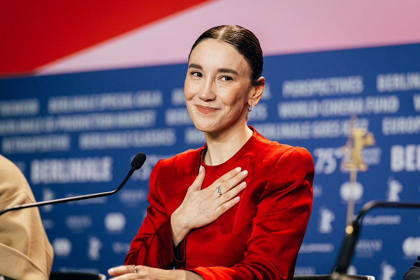 Sibel Kekilli en Yunan (Berlinale. Febrero 2025)