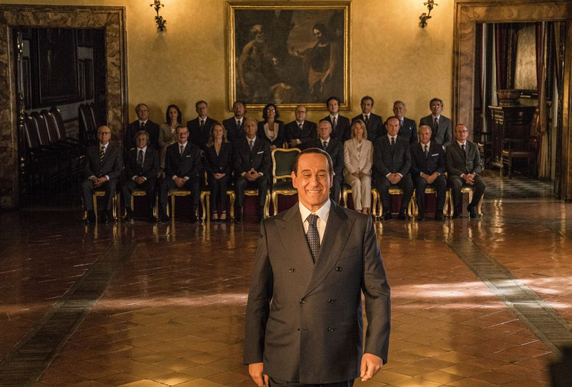 Toni Servillo en Silvio (y los Otros)