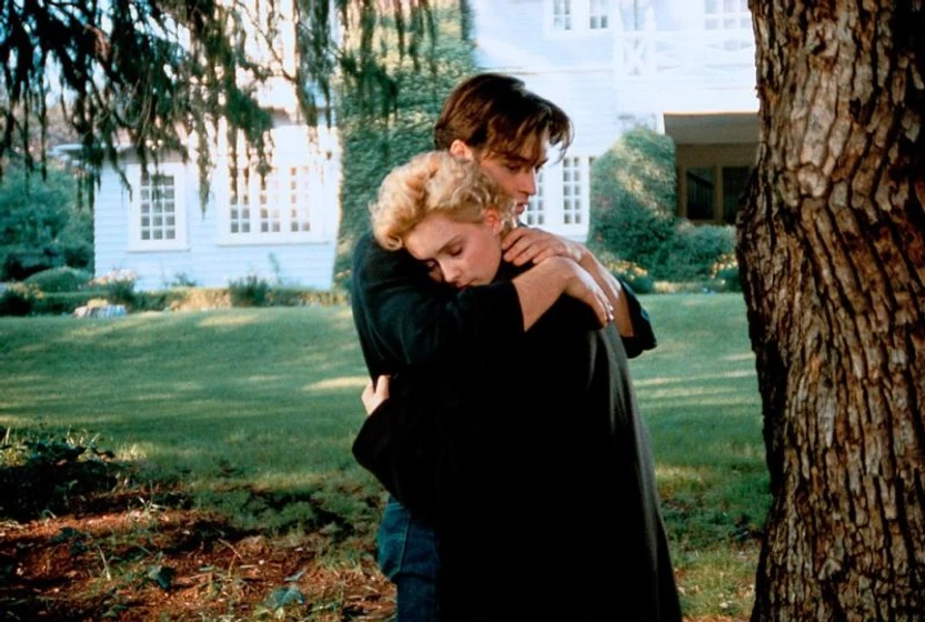 Nina Siemaszko y Brent David Fraser en piernas-de-terciopelo-orquidea-salvaje-2