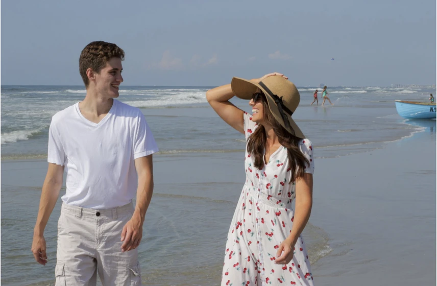 Elizabeth Caponigro y Nicholas Runfolo en ageless-love
