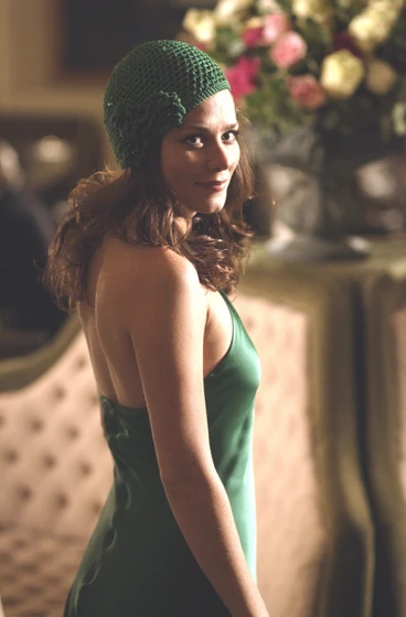 Anna Friel en intercambio-de-destino-completos-desconocidos