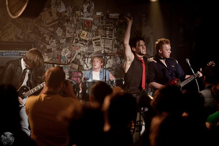 Rupert Grint, Justin Bartha y Bronson Adams en CBGB