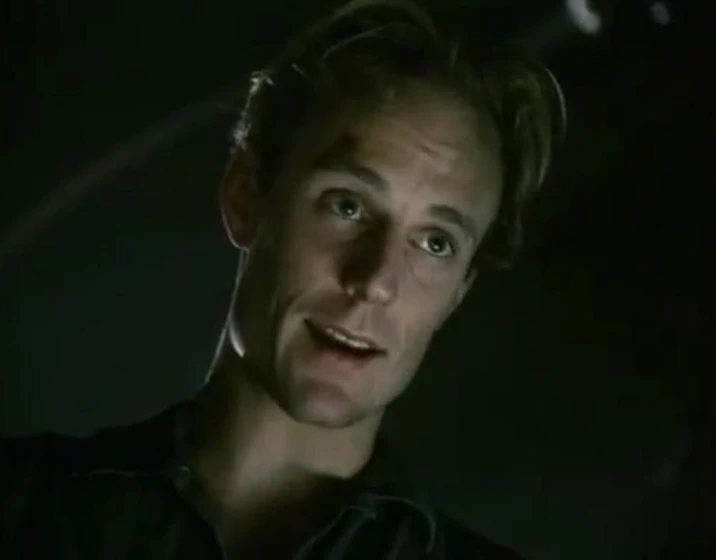 Matt Frewer en max-headroom-veinte-minutos-en-el-futuro