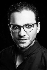 photo of person Peter Mimi