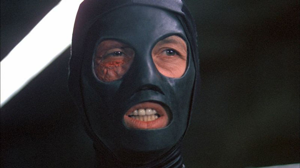 David Carradine en La Carrera de la Muerte del Año 2000
