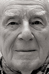 picture of actor Sam Beazley