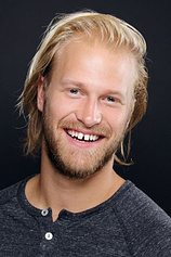 picture of actor Joshua Murdoch