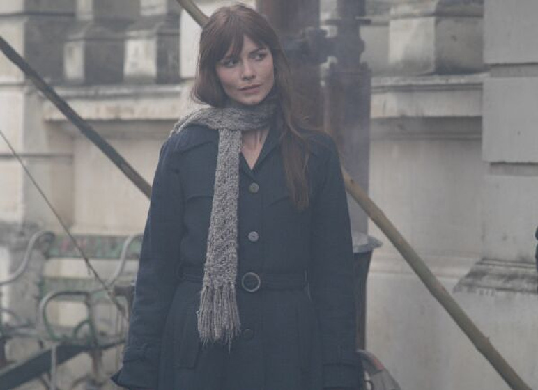 Saffron Burrows en La Criatura perfecta