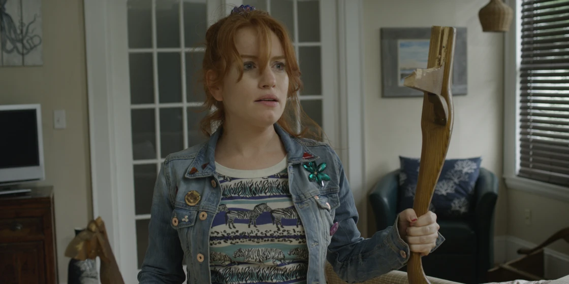 Michael Cassidy y Maria Thayer en deb-contra-los-zombies