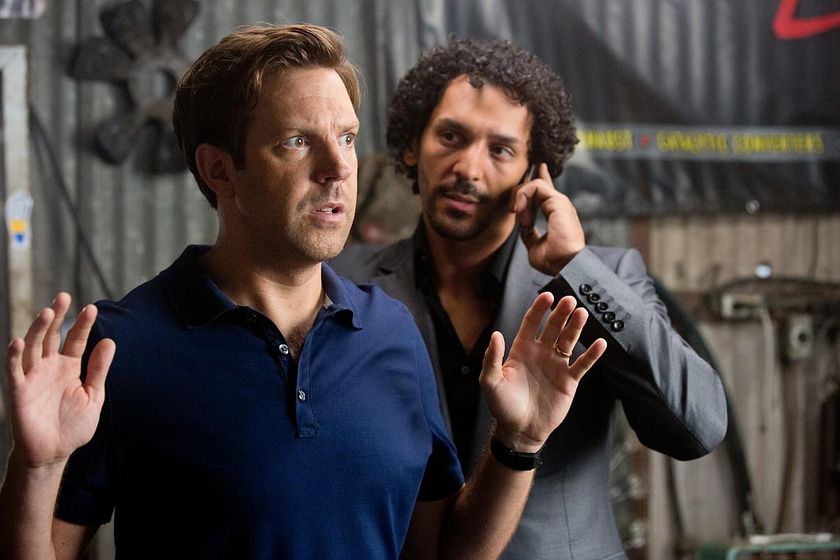Jason Sudeikis y Tomer Sisley en Somos los Miller