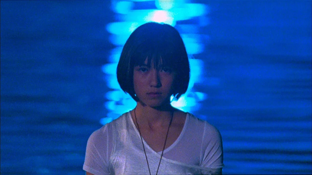 Rena Komine en august-in-the-water