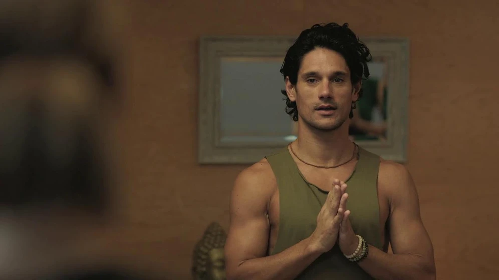 Panos Vlahos en el-profesor-de-yoga