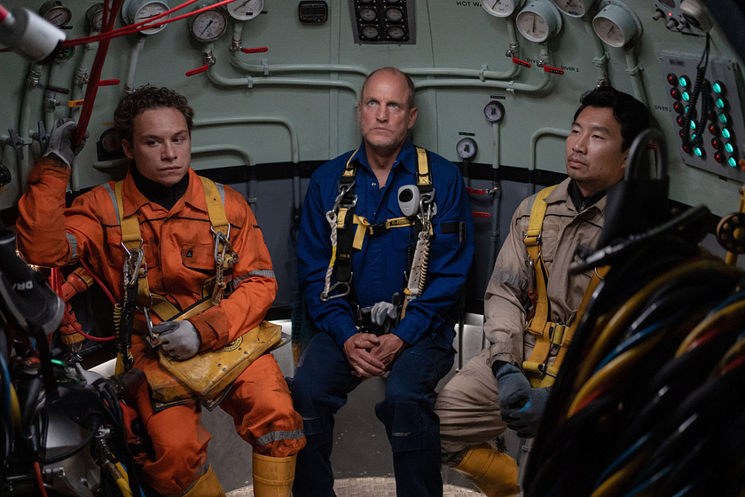Woody Harrelson, Finn Cole y Simu Liu en Sin Oxígeno