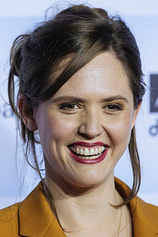 picture of actor Emily Cox