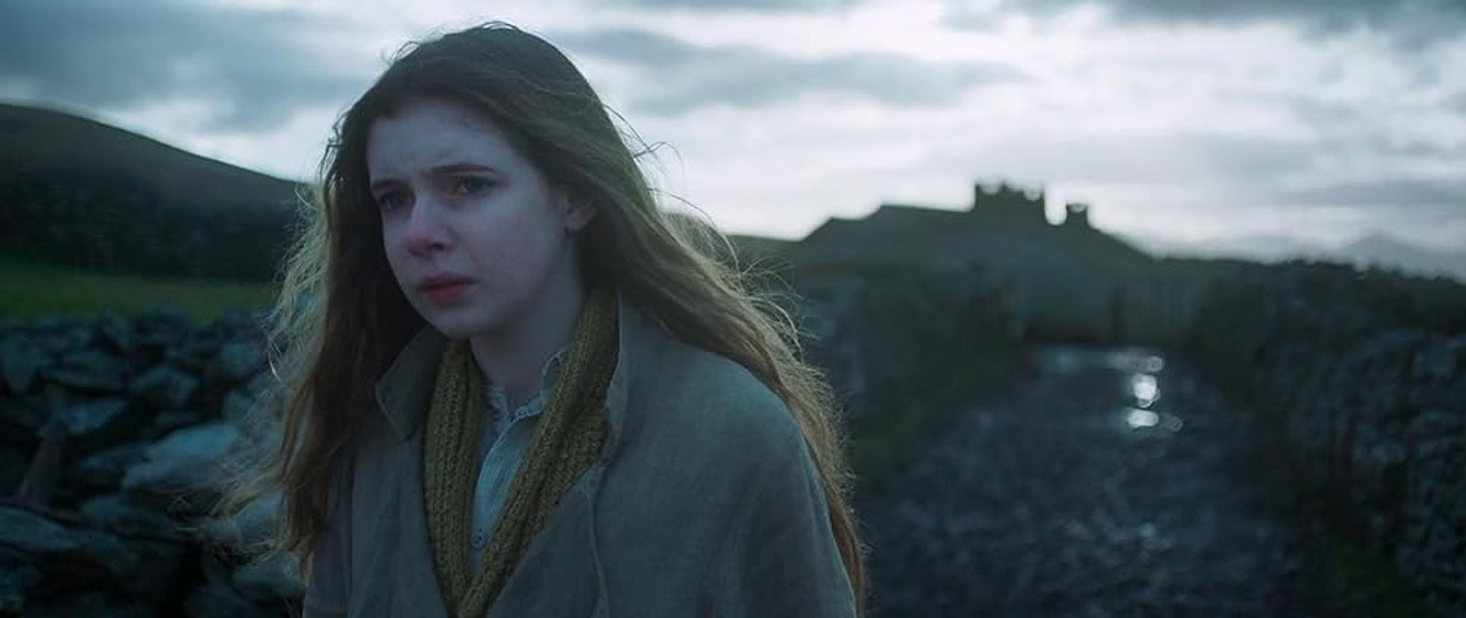 Eleanor Worthington-Cox en gwen