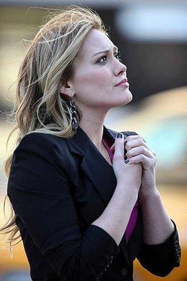 Hilary Duff en Beauty & The Briefcase