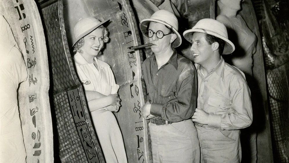 Barbara Pepper, Robert Woolsey y Bert Wheeler en Los Chicos de Mamá