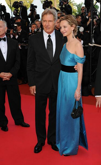 Harrison Ford [I] y Calista Flockhart en Indiana Jones y el Reino de la Calavera de Cristal (Premiere en Cannes. Mayo 2008)