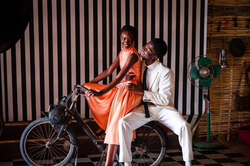 Stéphane Bak y Alice Da Luz en mali-twist