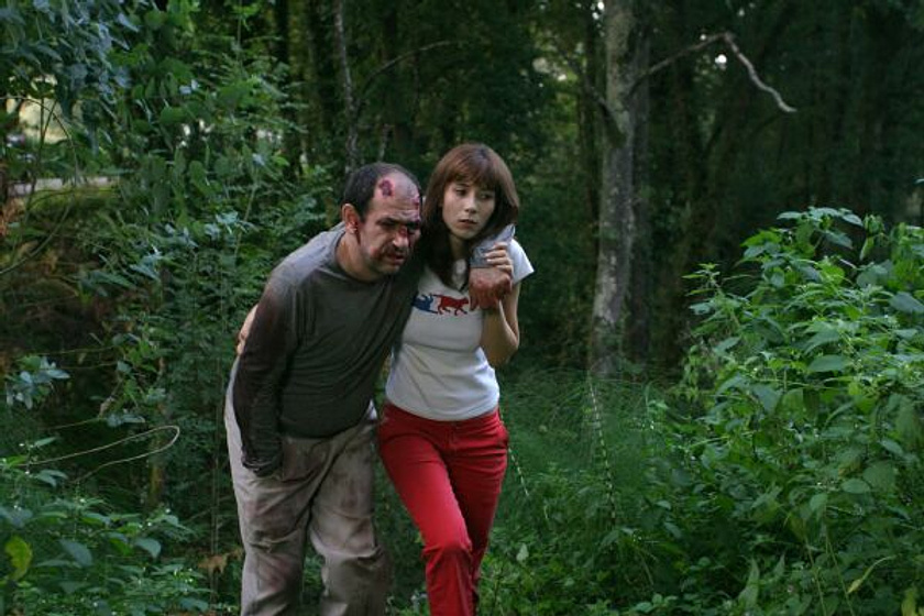 Karra Elejalde y Bárbara Goenaga en Los Cronocrímenes